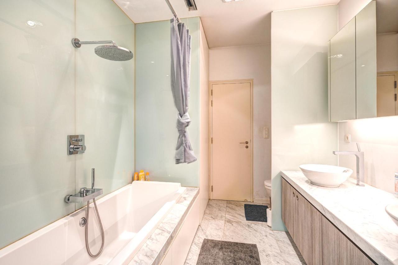 Three Bedroom Marble Apartment In The Heart Of Antwerp Exterior photo